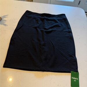 HALARA Black Pencil Skirt